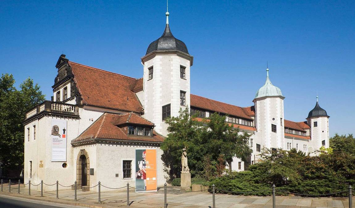 museum of saxon folk art with puppet theater collection photo 8