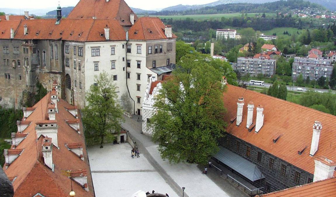 cesky krumlov castle photo 4