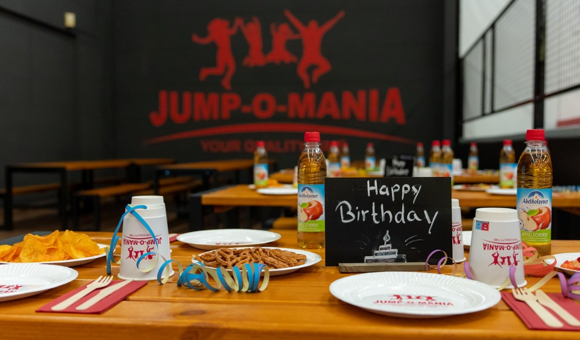 jump-o-mania kids world photo 4