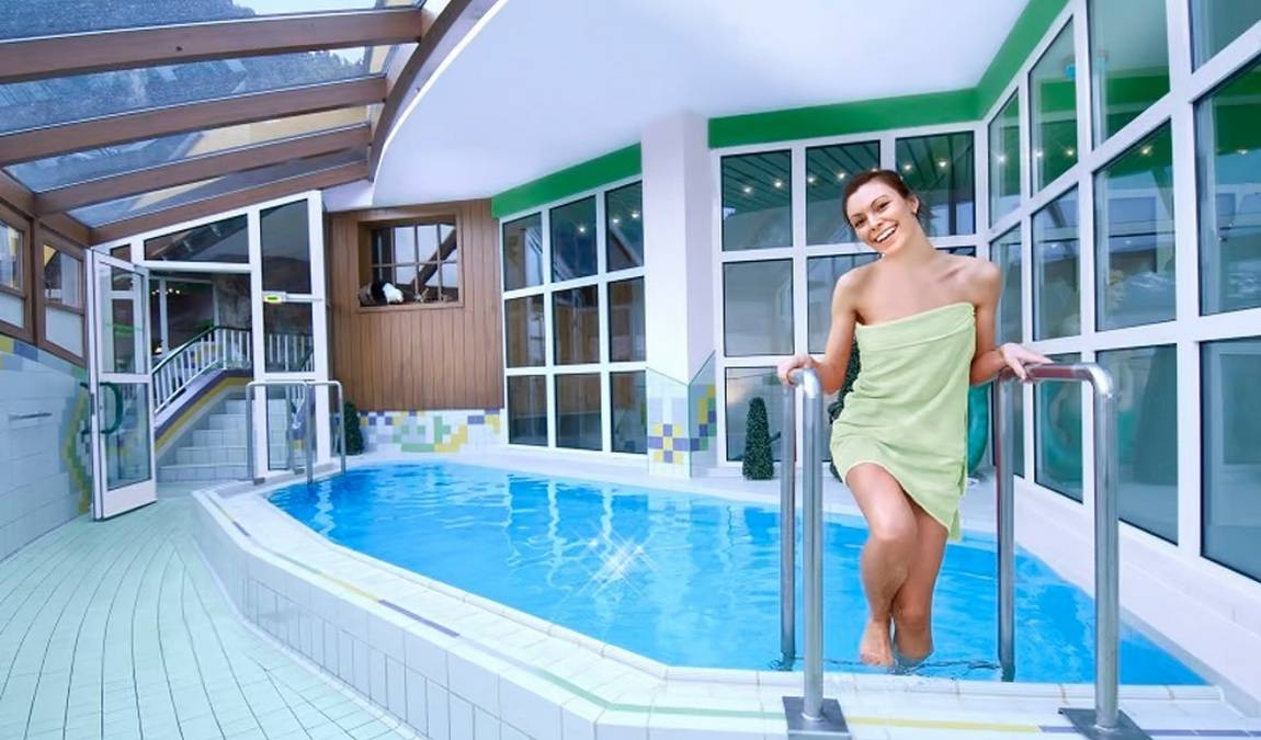 adventure indoorpool photo 5