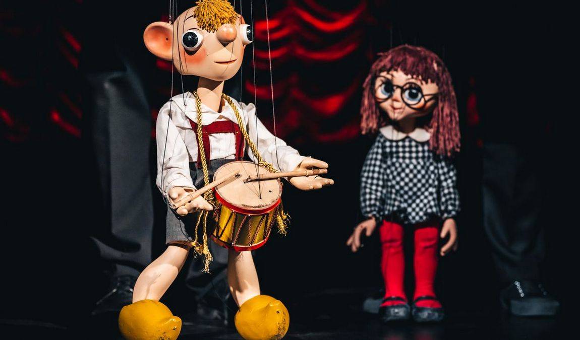 spejbl and hurvinek theater photo 1