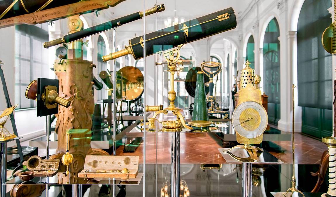 royal cabinet of mathematical and physical instruments photo 9