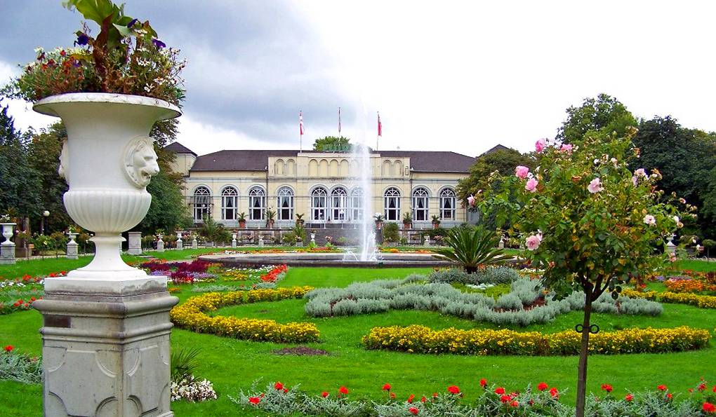 Botanical Garden Flora photo 1