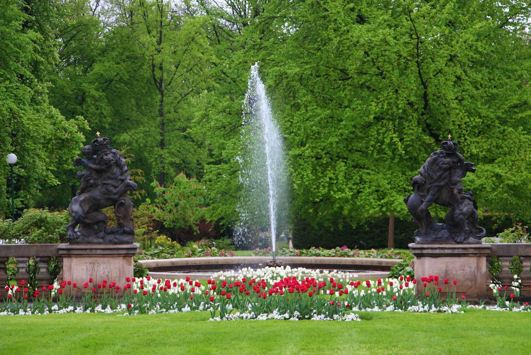 Royal Garden photo 1